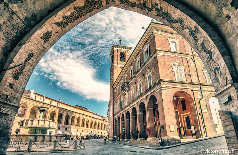 fabriano piazza della repubblica